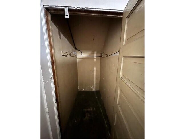 Building Photo - 1401 Willow St