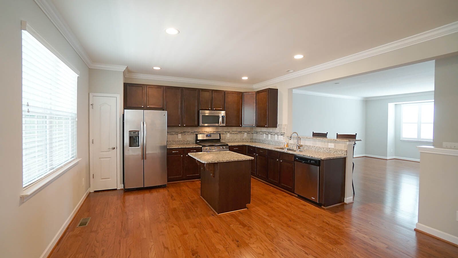 Open concept Kitchen open to the Living Room - 1207 Heritage Links Dr