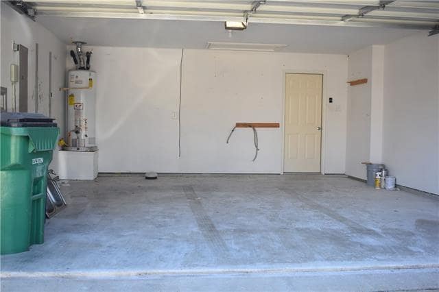 Building Photo - 6913 Oak Falls Dr