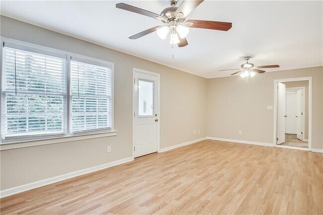 Building Photo - 8401 Union Grove Rd