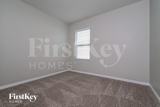 Building Photo - 3207 Pemberly Pk Dr