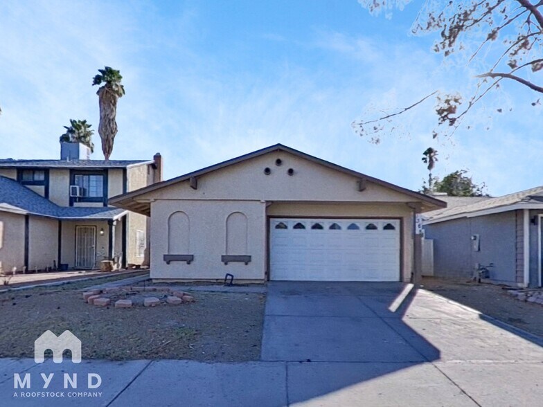 Building Photo - 1368 S Christy Ln