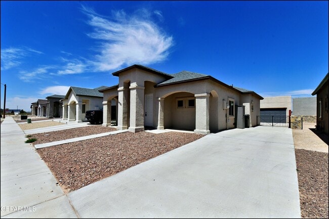 Building Photo - 14321 Bill Lazor Pkwy