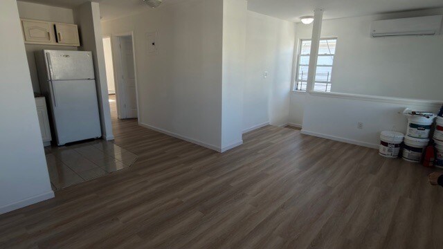 Building Photo - 6951 Almeda Ave