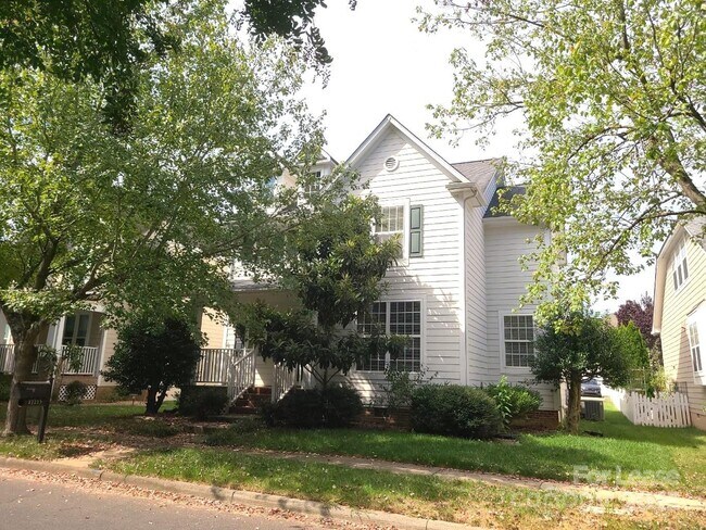 Primary Photo - 17213 Cranwood Ave