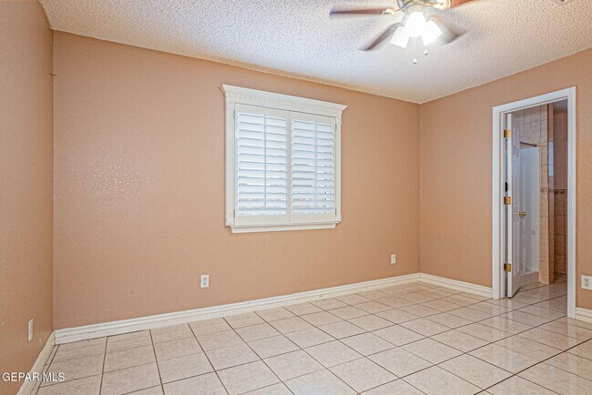 Building Photo - 11621 Maquitico Ct