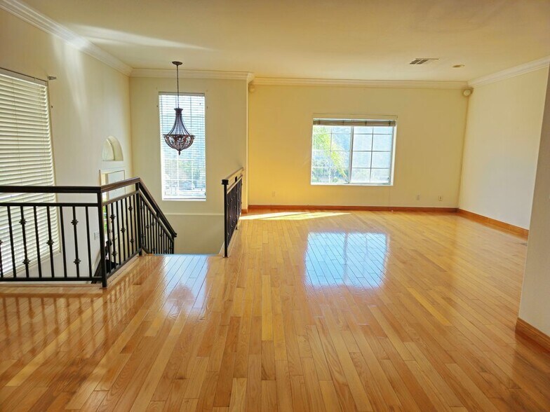 Building Photo - 4516 Ramsdell Ave