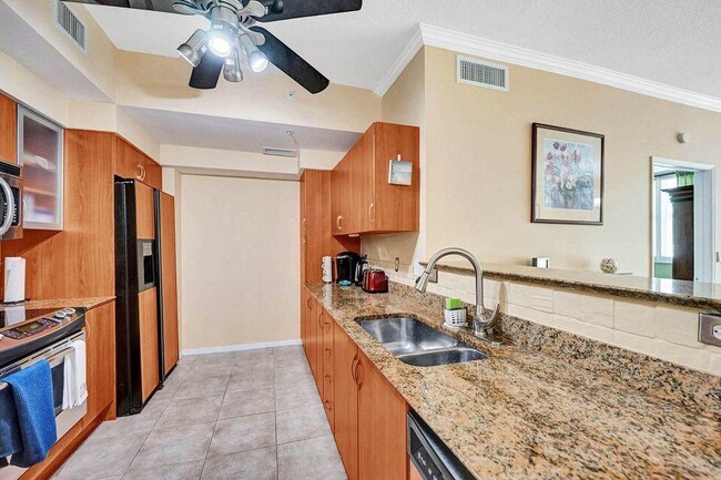 Building Photo - 804 E Windward Way 308 Lantana Fl 33462