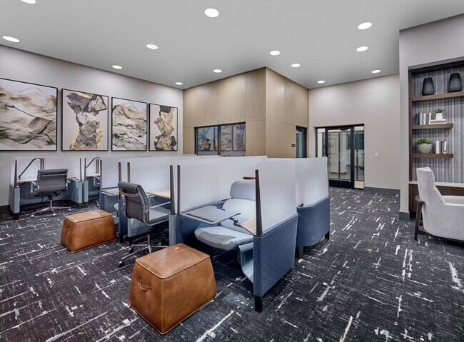 Building Photo - 250 W Fort Lee Rd
