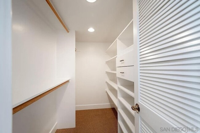 Building Photo - 308 Palm Ave