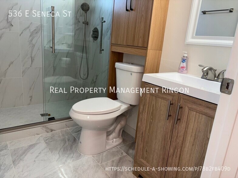 Building Photo - 536 E Seneca St