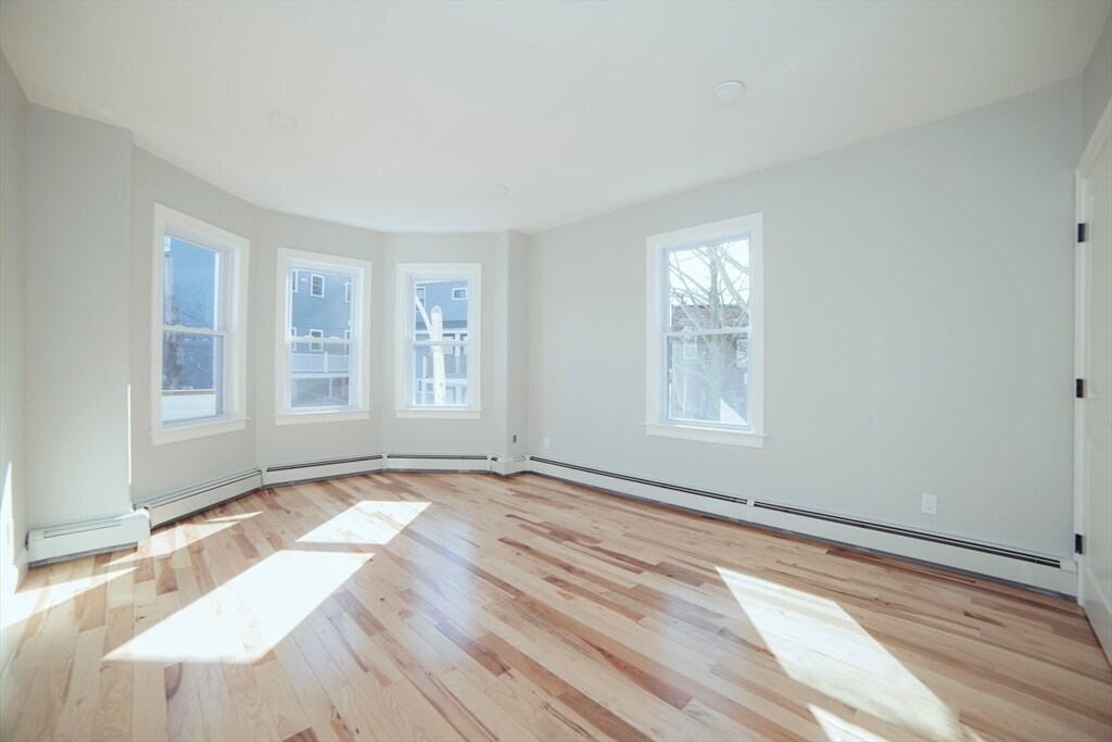 Building Photo - 14 Duffley Ct
