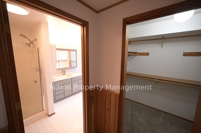 Building Photo - 2+ bed 2 bath home in Dungeness Heights, Sequim