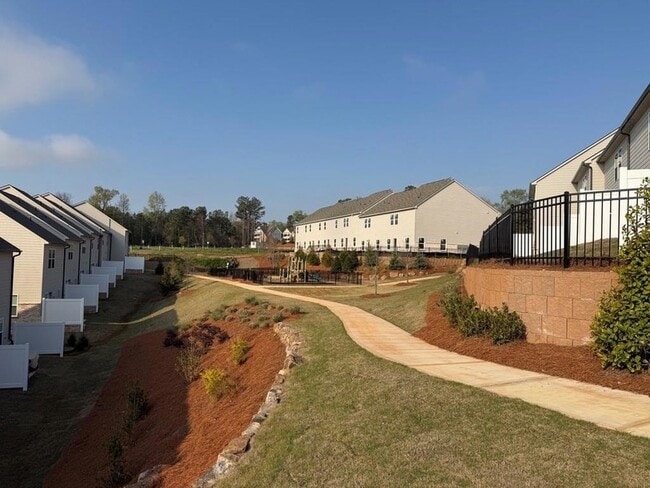 Building Photo - 6715 Armonia Dr