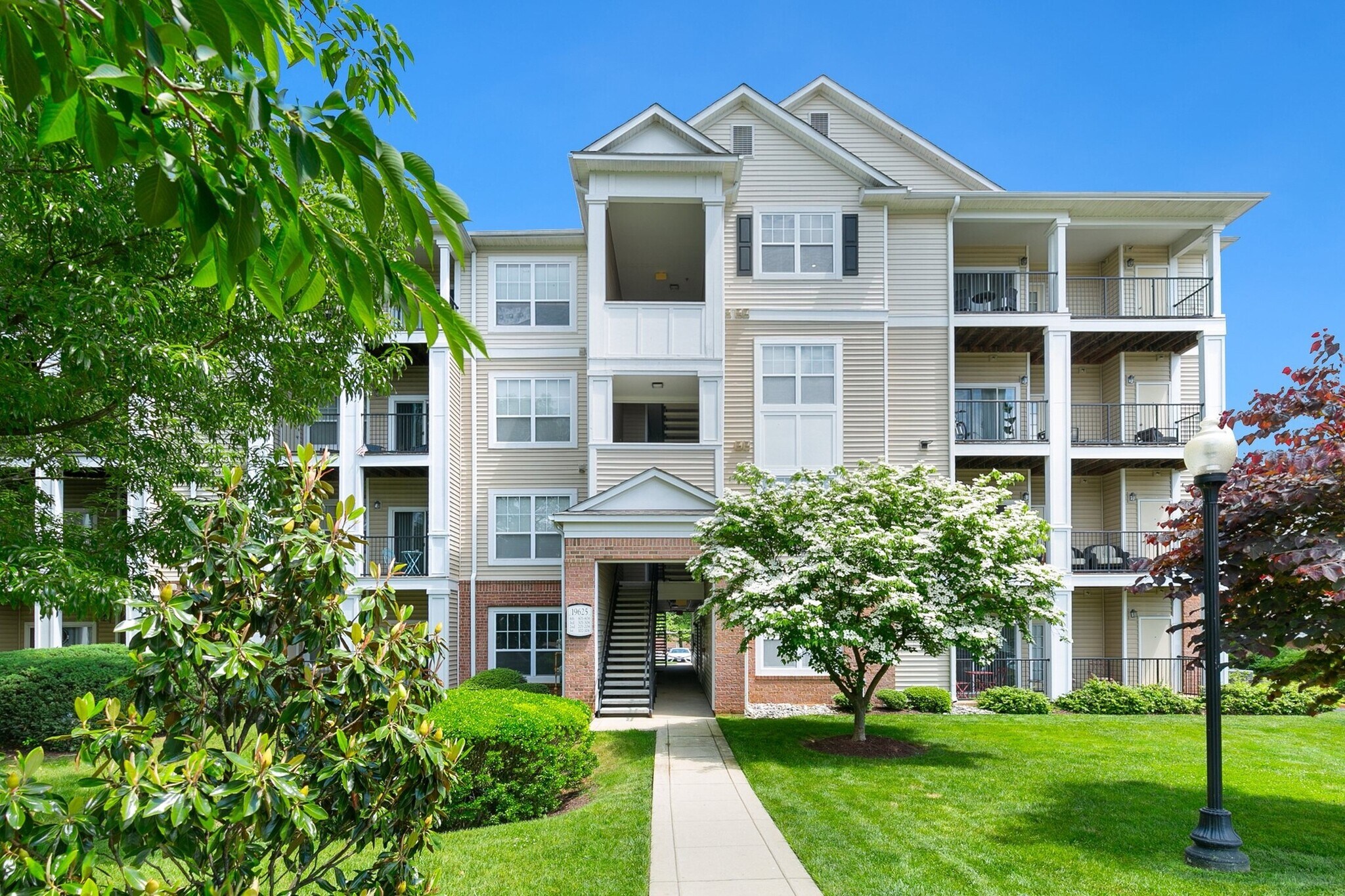 Building Photo - 19625 Galway Bay Cir