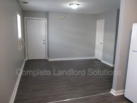Building Photo - 1034 N 8th St