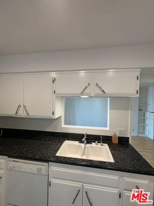 Building Photo - 24 Lighthouse St