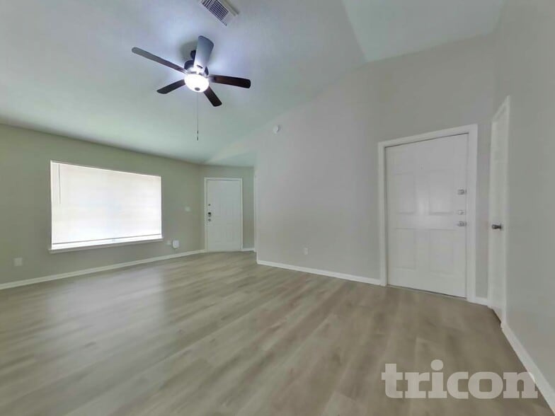 Building Photo - 3115 Kelling St