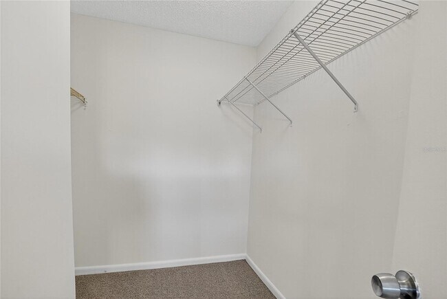 Building Photo - 13618 Greenfield Dr