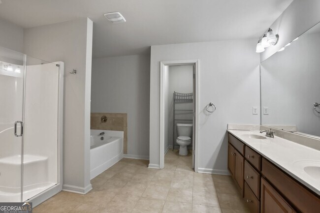 Building Photo - 206 Britt Dr