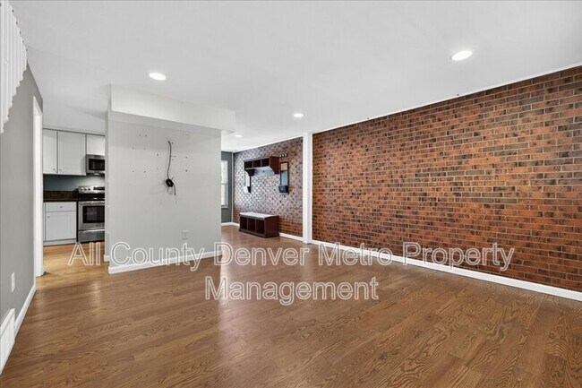 Building Photo - 5250 Garrison St