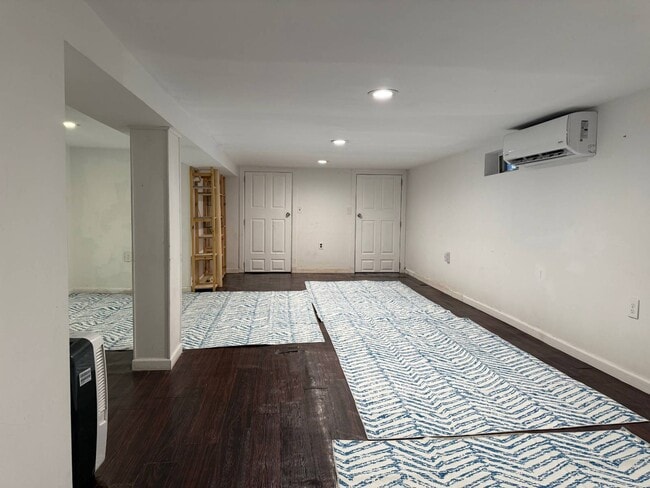 Building Photo - 207-03 34th Ave