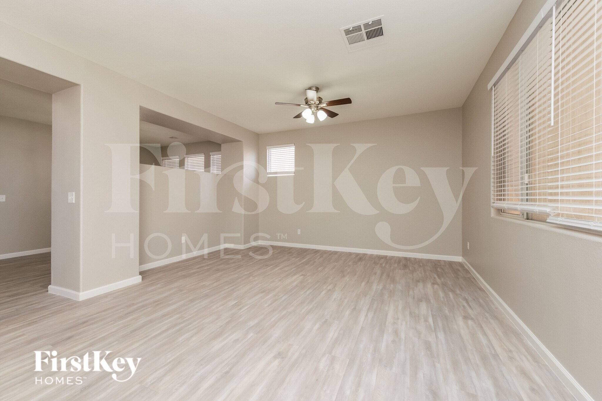 Building Photo - 8529 Gold Flash Ave