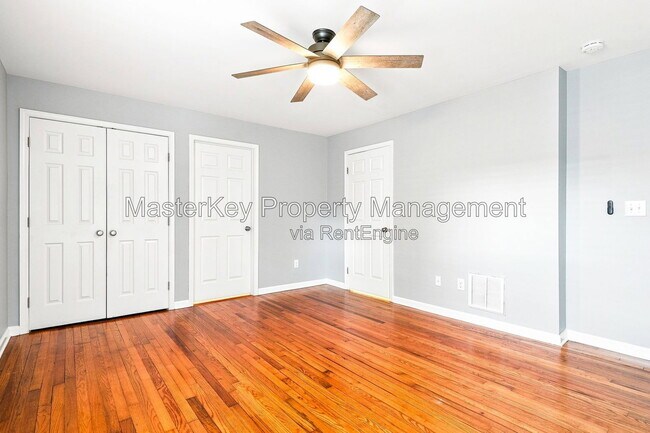 Building Photo - 1118 S State St