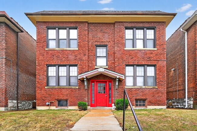 Building Photo - 4170 McRee Ave