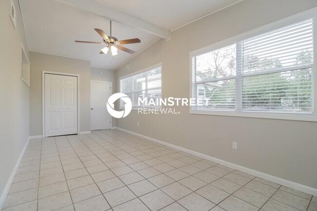 Building Photo - 3 Bedroom Pet-Friendly Home in Orlando, FL...