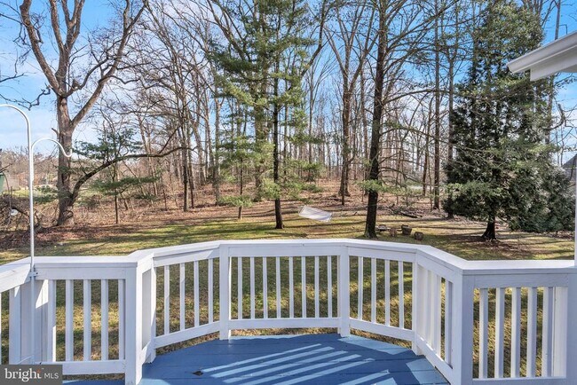 Building Photo - 8616 Chateau Dr