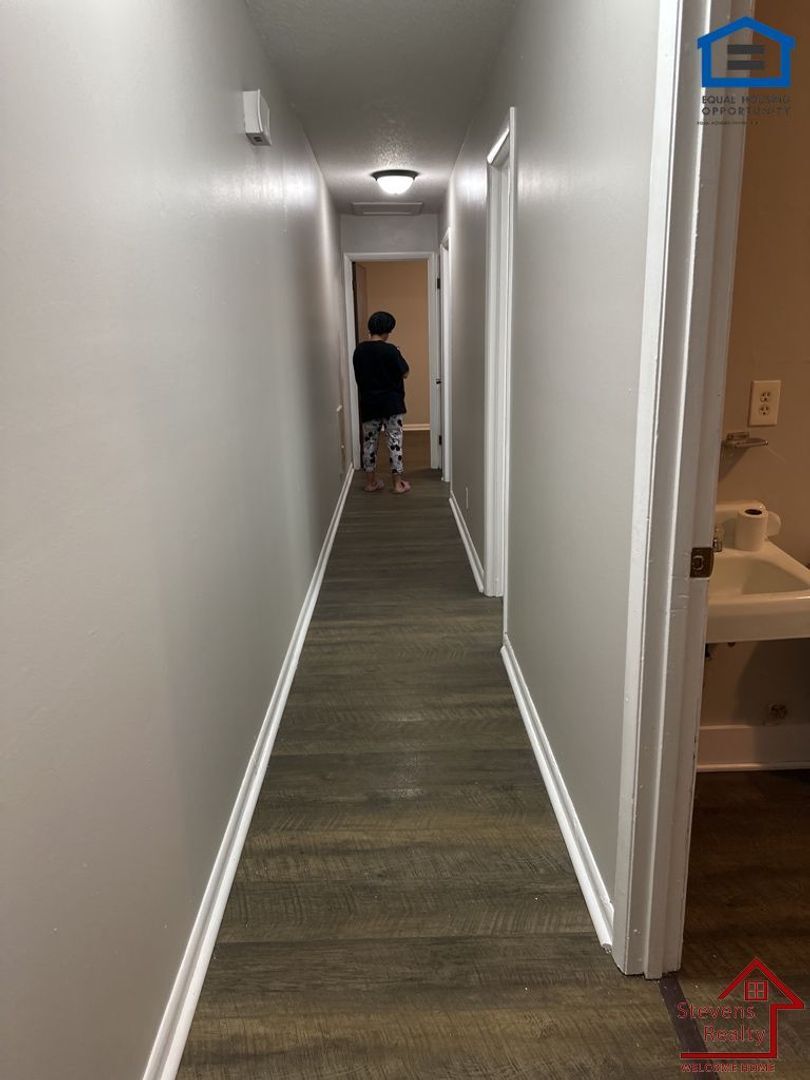 Building Photo - 1812 Olive St