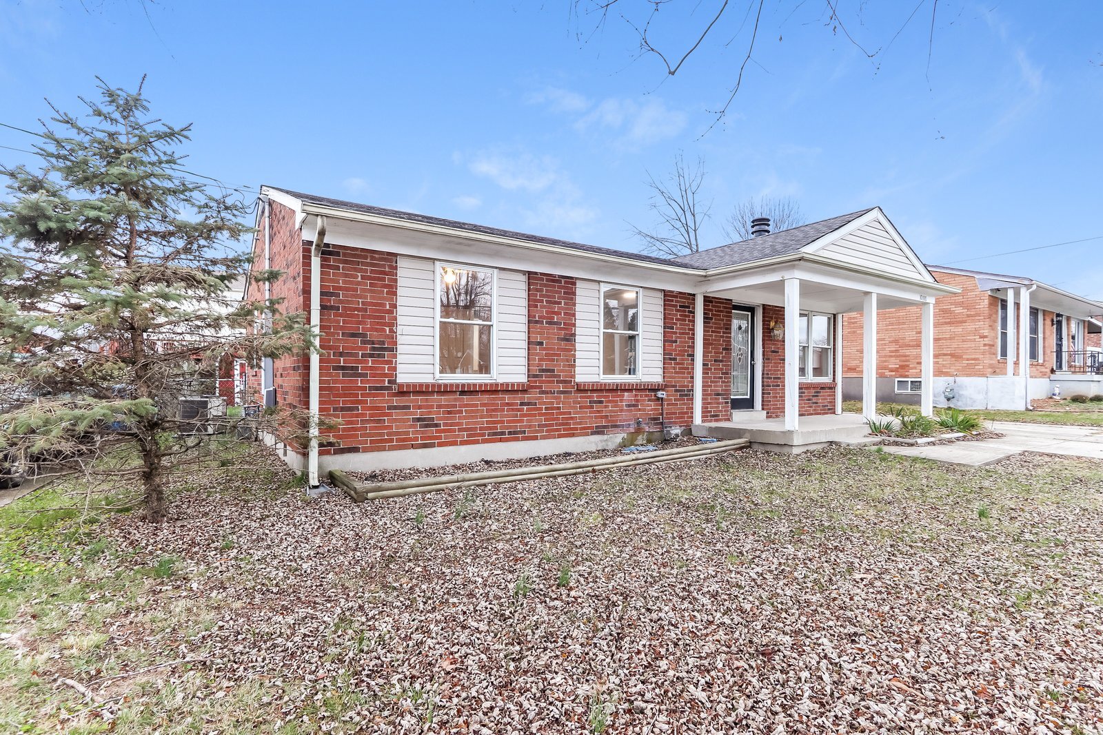 Building Photo - 10100 McNeely Lake Dr