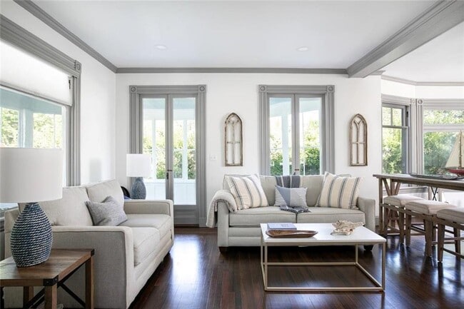 Building Photo - 169 Ruggles Ave