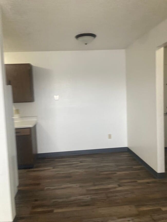 Building Photo - 406 17th St NW