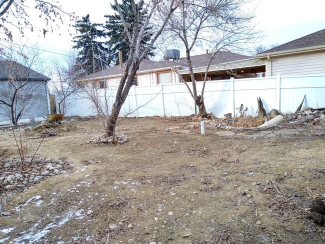 Building Photo - Adorable Old Towne Arvada Duplex