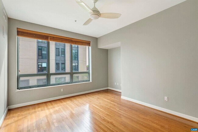 Building Photo - 112 South Street East
