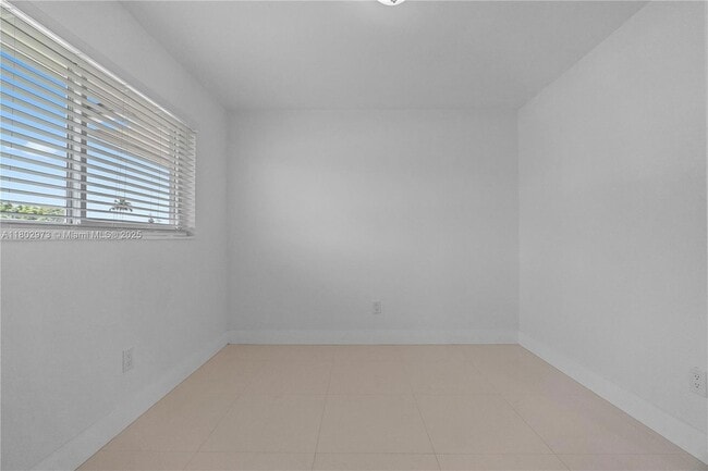 Building Photo - 10501 SW 53rd St