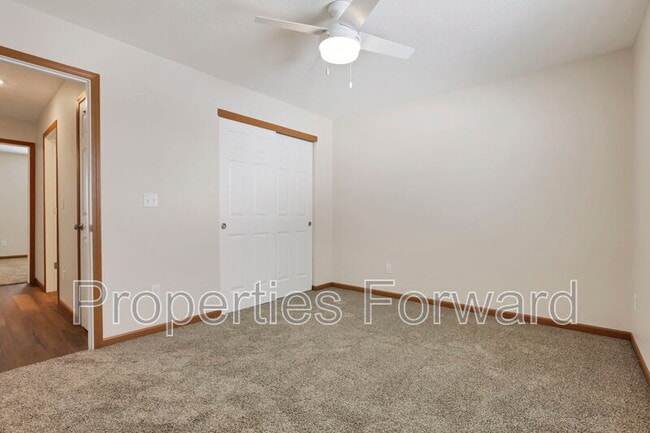 Building Photo - 3854 Elm St