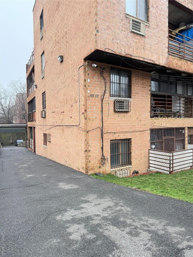 Building Photo - 40-12 149th St