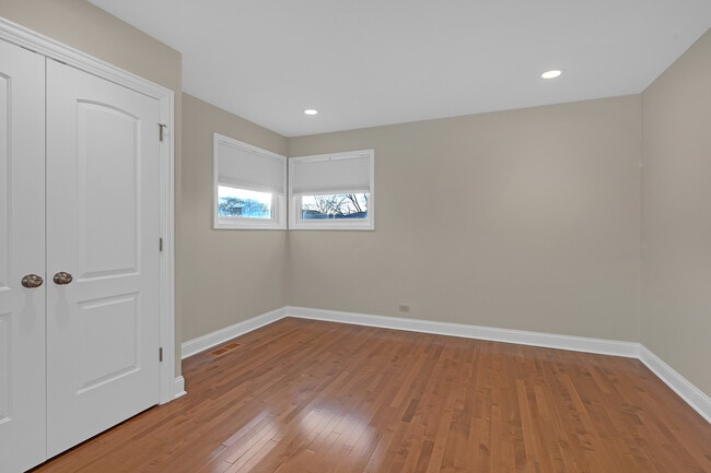 Building Photo - 9314 Menard Ave