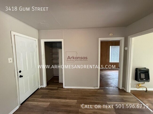 Building Photo - 3418 Gum St