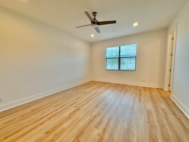 Building Photo - 3019 Franklin Pl