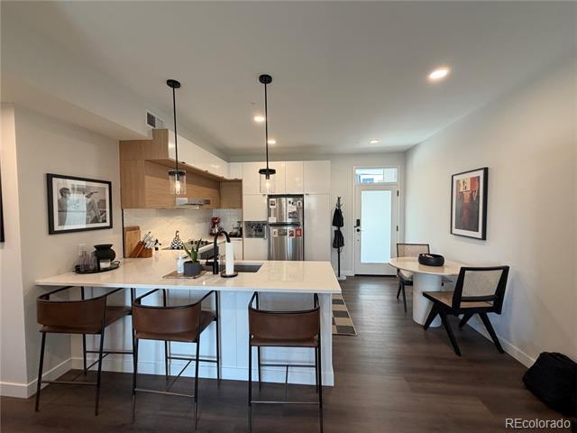 Building Photo - 2120 N Downing St