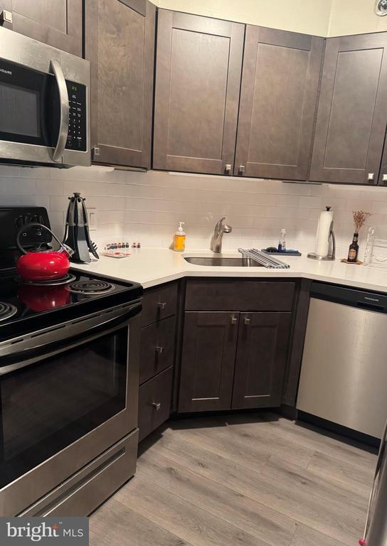 Building Photo - 2018 Walnut St