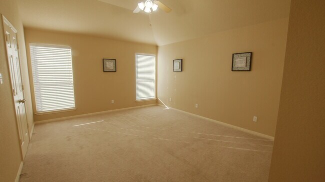 Building Photo - 197 Ferrule Dr