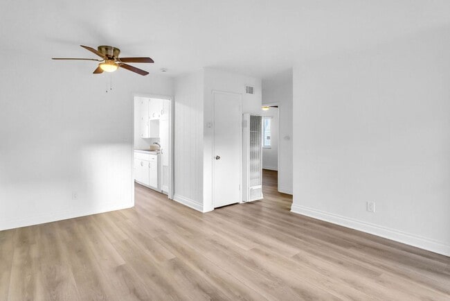 Building Photo - Diamond St Units