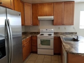 Building Photo - Gorgeous 3 Bedroom, 2 Bath home in great location