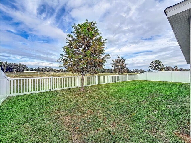 Building Photo - 6945 Gideon Cir