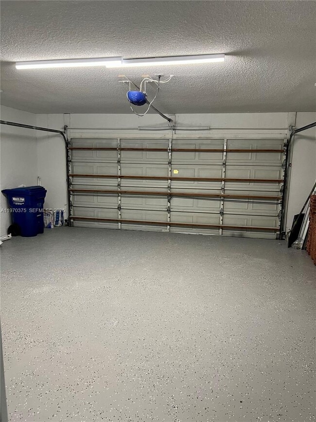 Building Photo - 6641 NW 52nd St